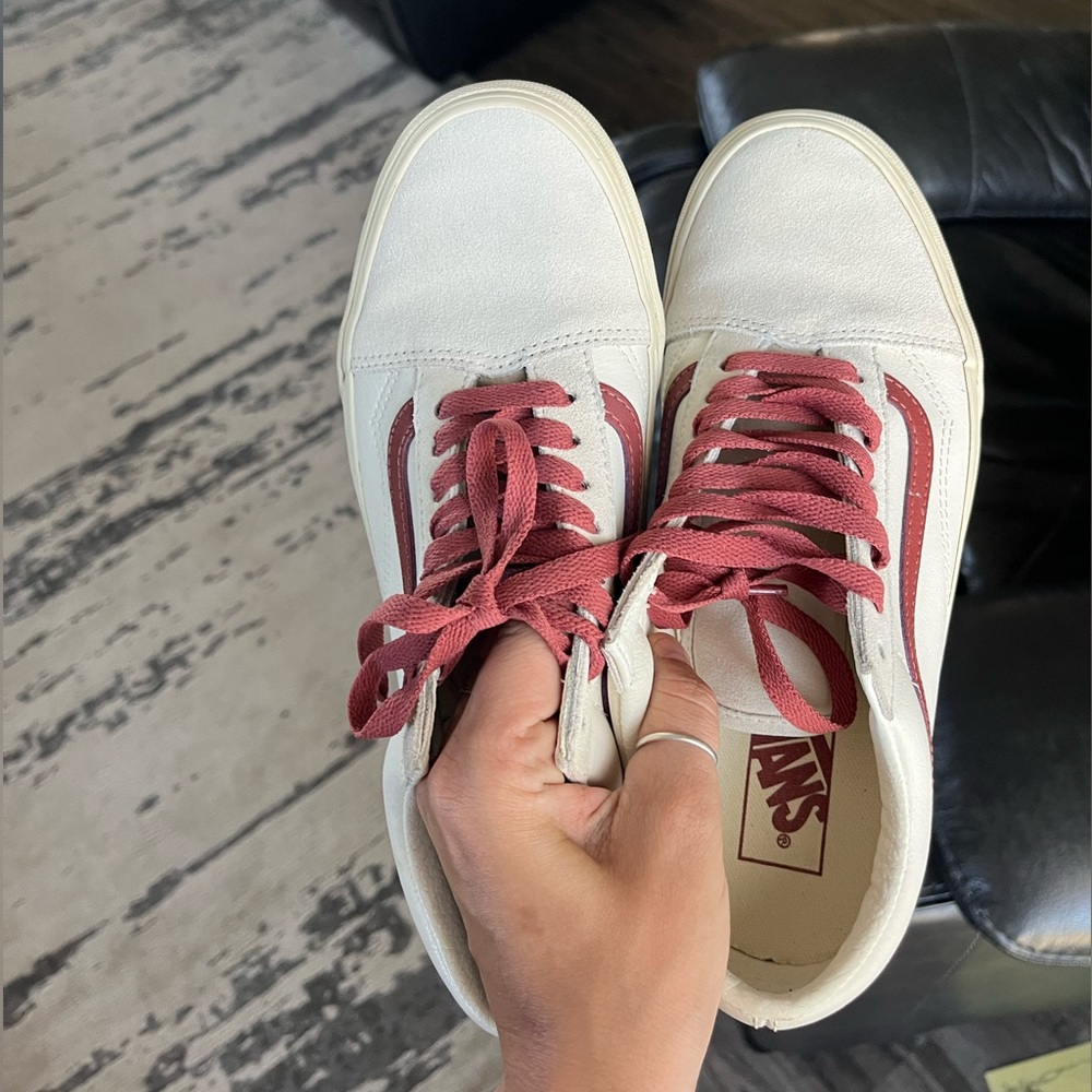 Womens Size 9 Vans